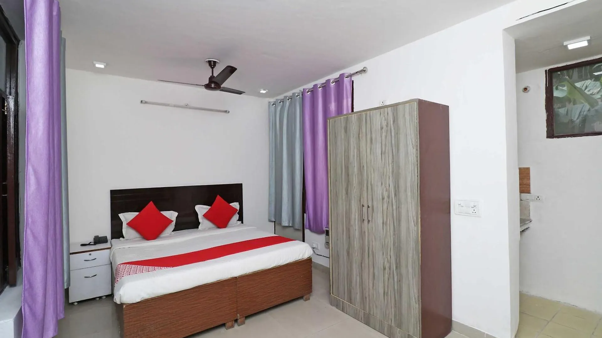 Fa Homes Stay Gurgaon Hotel
