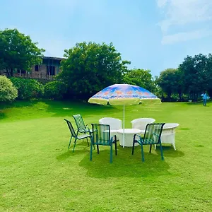 3* Hotel Apple Adventure